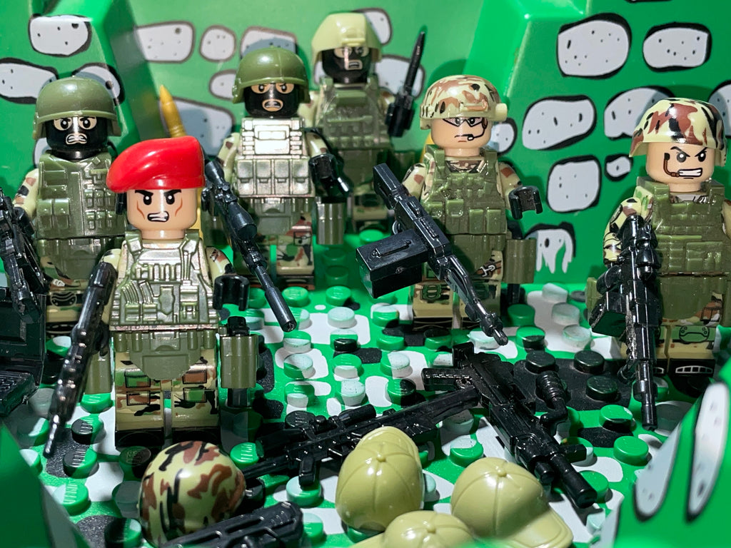 US Army - Minifigure with Stand and Access x 6 - @