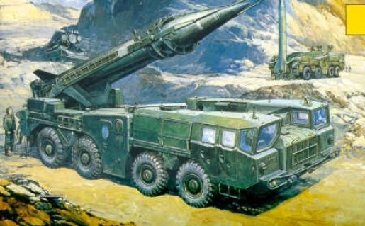 Dragon - 3520 - SCUD Missile and Launcher. SS-1C Scud B with MAZ 543 1:35