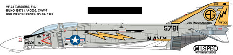 Milspec 32047 - McDonnell F-4J Phantom VF-33 TARSIERS 1975 USS INDEPENDENCE - 1:32