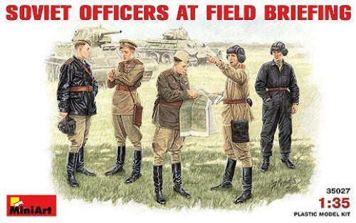 Mini Art - 35027 - Soviet Officers at field briefing. - 1:35