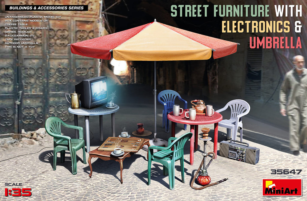 Mini Art - 35647 - STREET FURNITURE WITH ELECTRONICS & UMBRELLA - 1:35