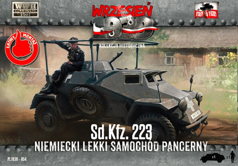 First to Fight - 054 - Sd.Kfz.223 half-track - 1:72