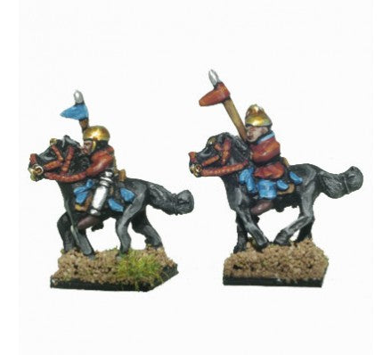 Chariot Miniatures - Heavy Cavalry with Halberds - 10mm