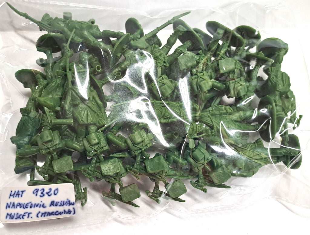 Napoleonic Russian Musketeers (Marching) - Hat 9320 - 1:32 - NO BOX - CP@