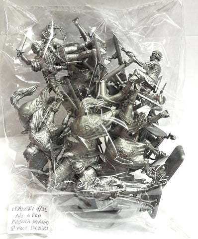French Knights & Foot Soldiers - Italeri 6860 - 1:32 -  NO BOX @