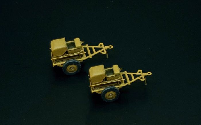 Anlasswagen - Luftwaffe Aircraft Starter Cart (2pcs) - 1:144 - Brengun BRS144069