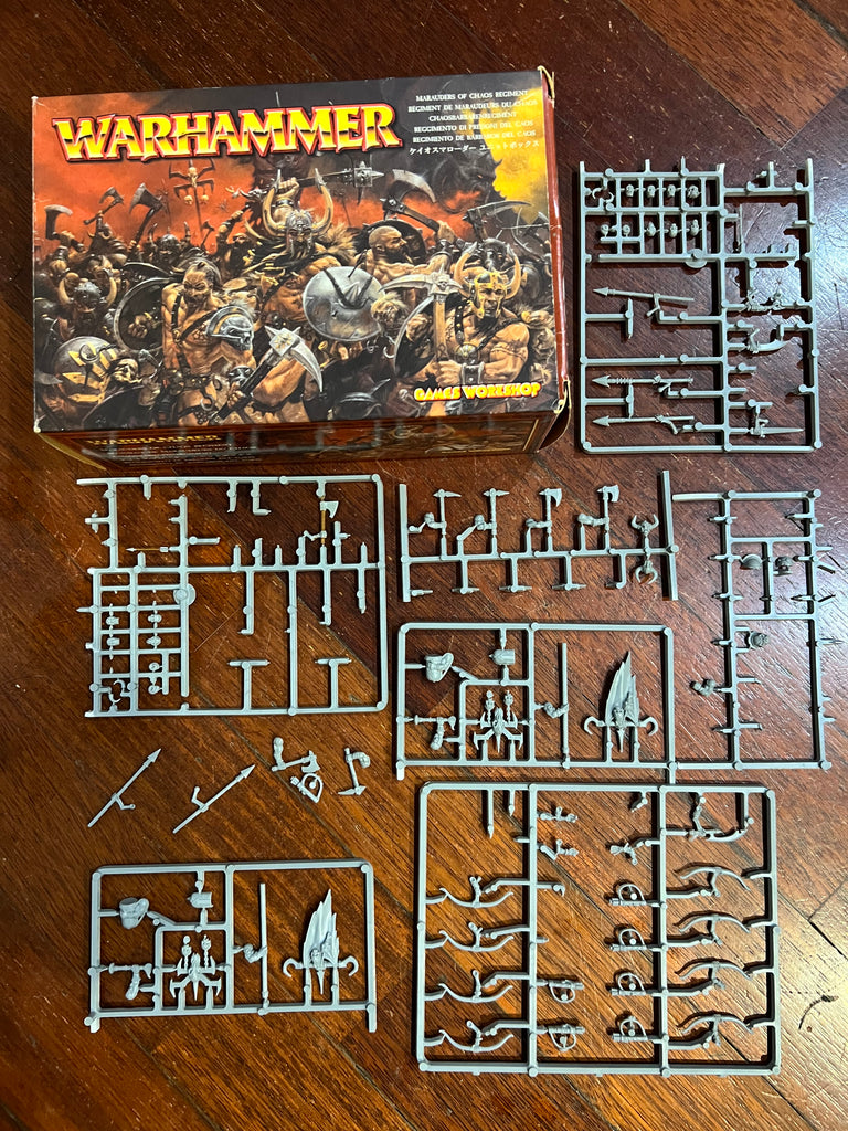 Marauders of Chaos Regiment - Games Workshop - 094609 - Warhammer