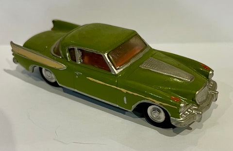 Studebaker Golden Hawk - 1:43 - Corgi Toys - Patent Application 21101/59