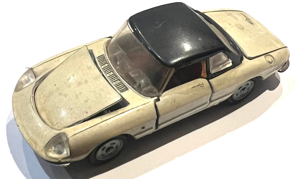 Alfa Romeo Duetto - 1:43 - Mebetoys - A-18