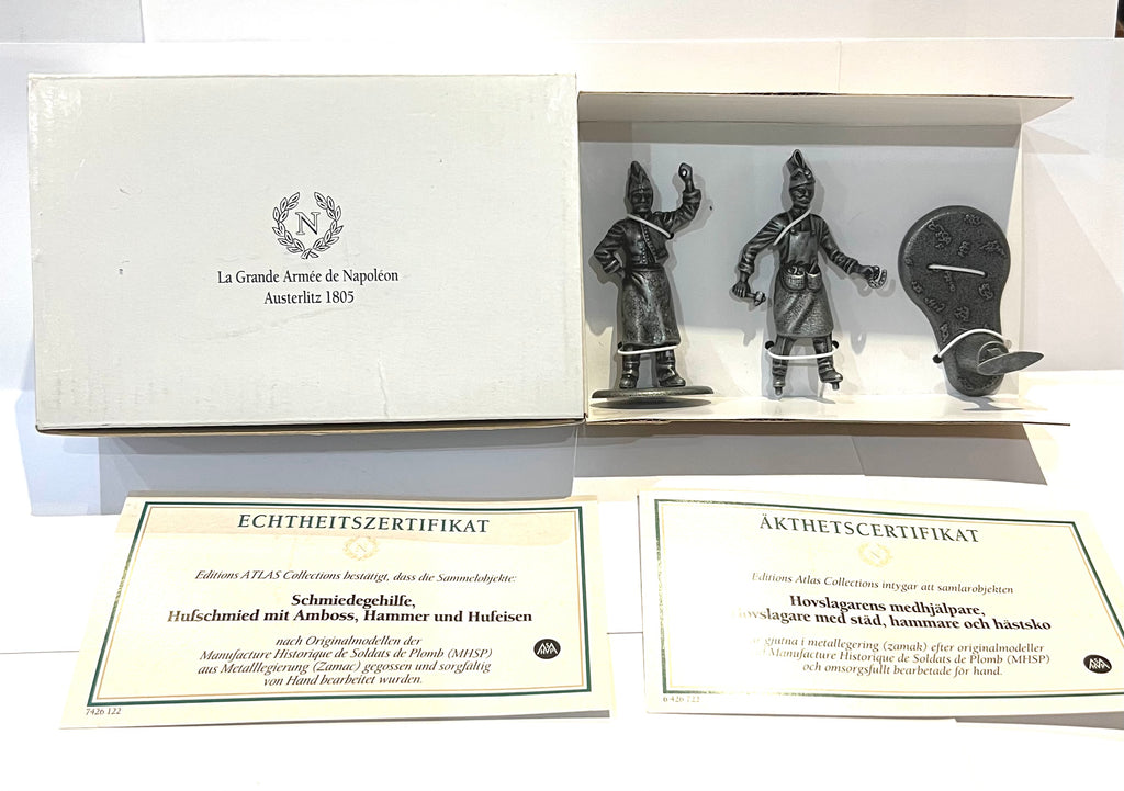 Blacksmith, Hammer and Assistant - 1:24 - Atlas Editions - 7426022