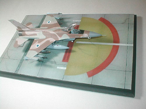 Running In tarmac base - 1:72 - Miliscale - ME72103