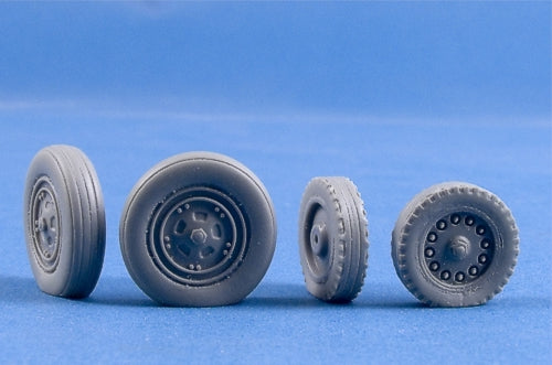 LTV A-7D Corsair II weighted resin wheels - 1:32 - Mastercasters - MST32004