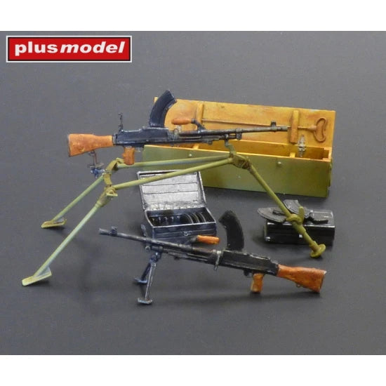 Machine Gun BREN (2pcs) - 1:35 - Plus Model - DP3036