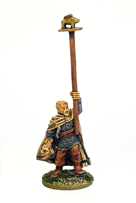 Celt standard bearer - 28mm - Hail Caesar - WG-CE-STD-1