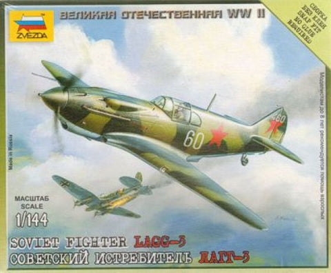 Zvezda - 6118 - Lavochkin LaGG-3 with display stand - 1:144