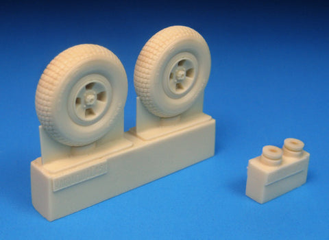 Barracusa BCR32319 - Supermarine Spitfire Four Slot Block Tread Mainwheels - 1:32