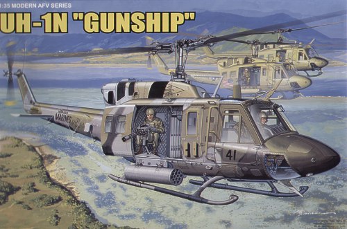 Bell UH-1N Gunship - 1:35 - Dragon - 3540