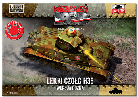 First To Fight - 085 - Hotchkiss H-35 late version - 1:72