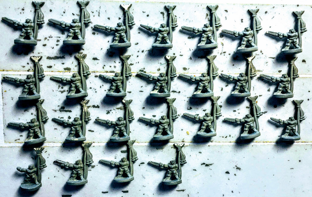 Imperial Guard Officer (x25) - 6mm - Epic