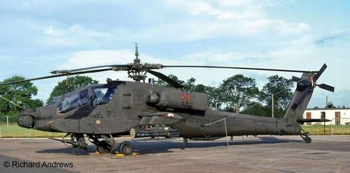 Revell - 4985 - Hughes AH-64A Apache - 1:100