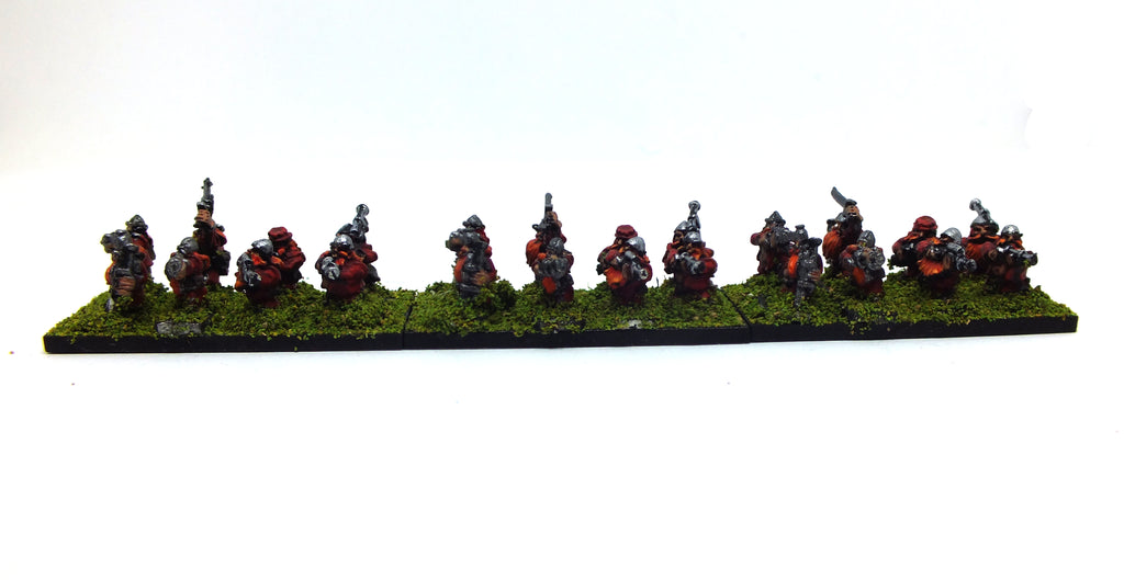 Dwarves Thunderers - 10mm - Warmaster - PAINTED