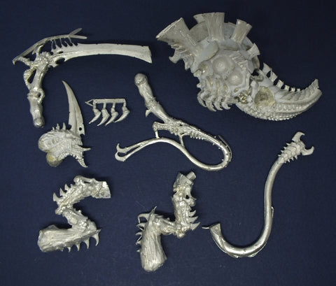 Tyranid Tyrant Guard - 28mm - Warhammer 40.000 - @