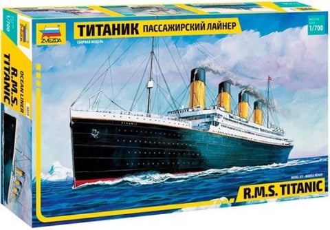 Zvezda - 9059 - R.M.S. Titanic - 1:700