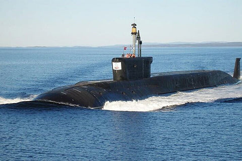 Zvezda - 9061 - 'Yuri Dolgorukij' Nuclear Submarine - 1:350
